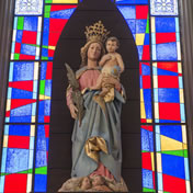 Imagem de Nossa Senhora da Vitória restaurada.